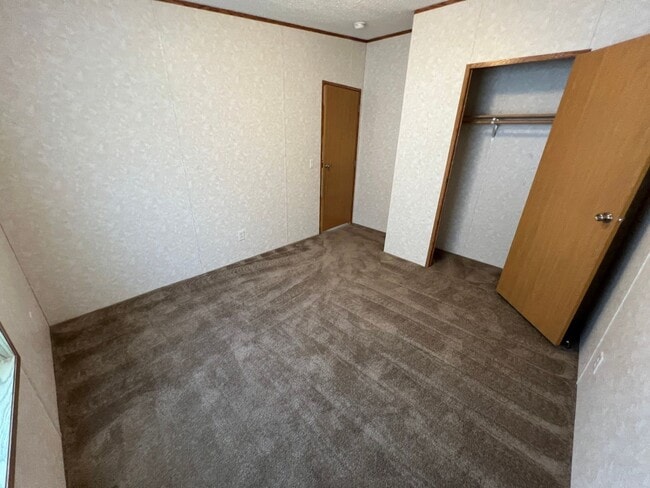 Building Photo - 3 Bedroom 2 Bath Modular Home with Many Amenities & Storage Shed