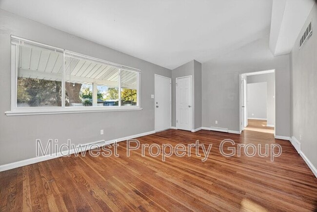 Primary Photo - 813 Lynn Haven Ln