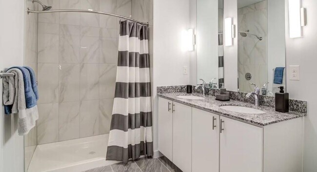 Building Photo - 750 Avondale Creek Dr.