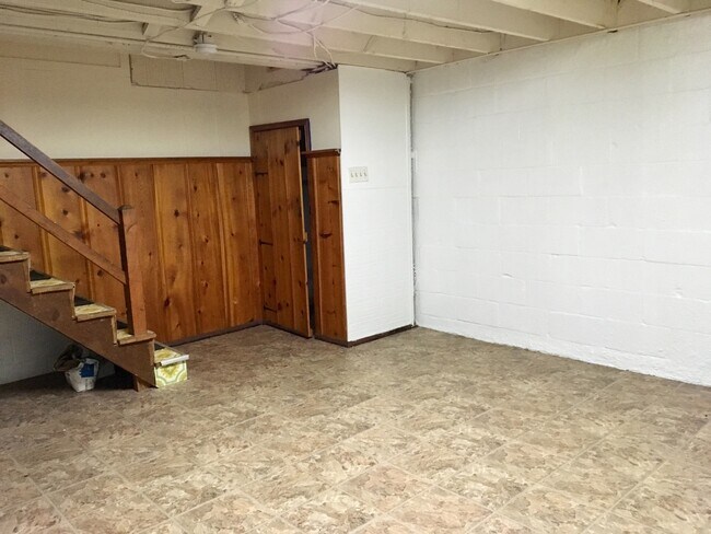 Building Photo - 7226 Bridgewood Dr