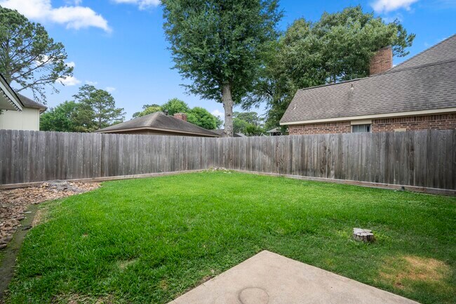 Building Photo - 16315 Hammerwood Ct