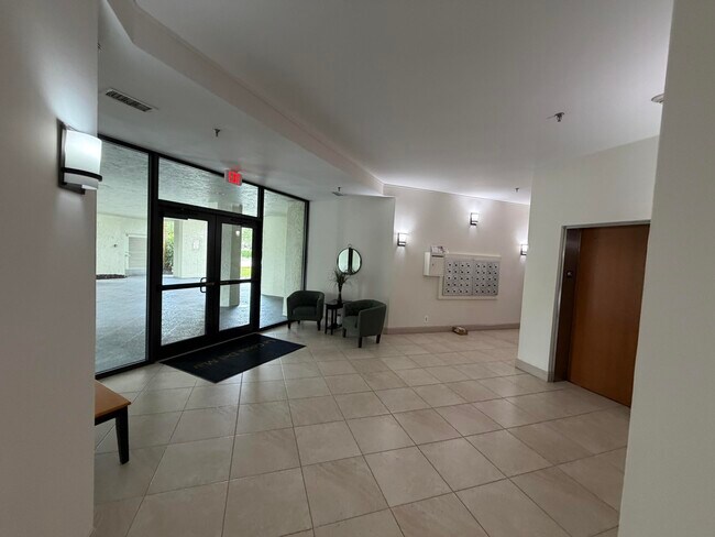 Building Photo - 6463 La Costa Dr