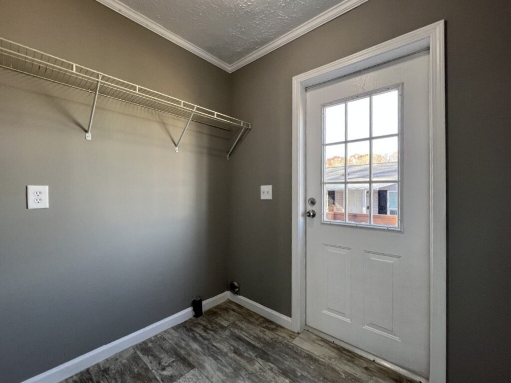 Building Photo - 300 Caseybrook Ct