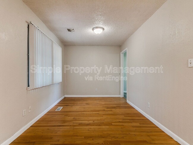 Building Photo - 2608 Greystone Ct