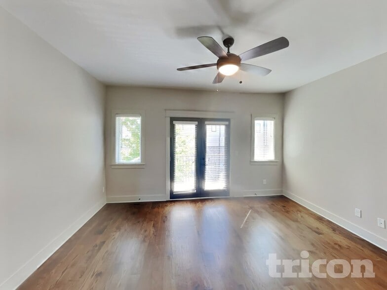 Building Photo - 6813 Charlotte Pike