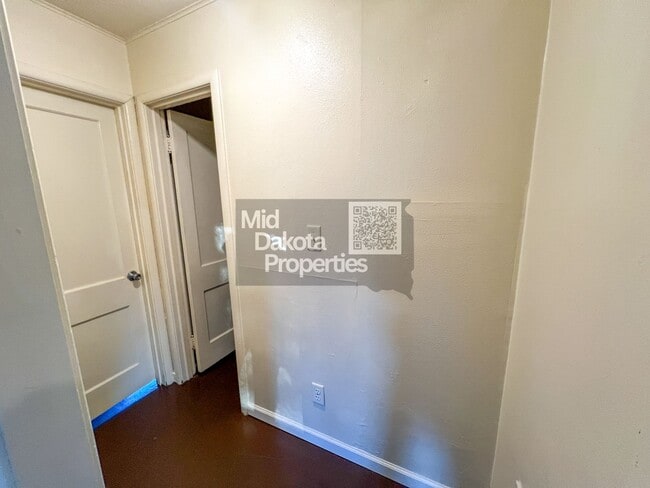 Building Photo - 604 N Wisconsin-2 Bedroom House