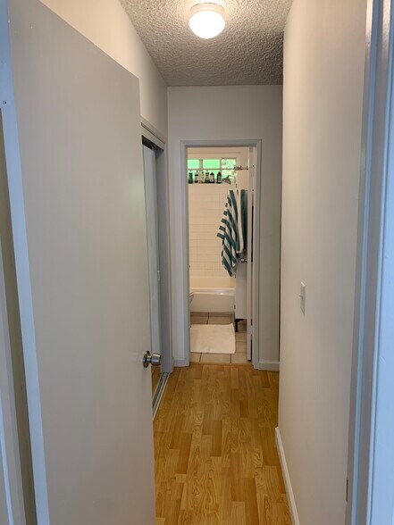 Building Photo - 2931 2nd St