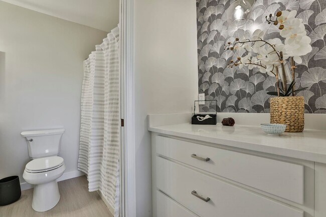 Building Photo - 6 Veterans Rd