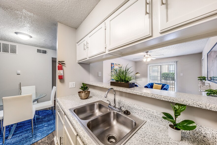 The Park on Preston 17878 Preston Rd Dallas TX 75252 Apartment Finder