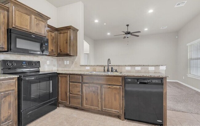 Building Photo - 1148 E 146 Ct S
