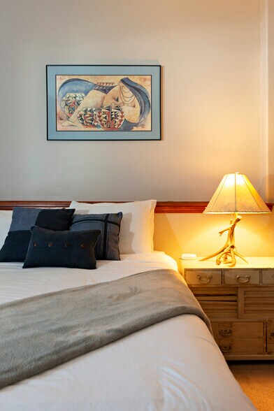 Building Photo - 2655 Windward Way