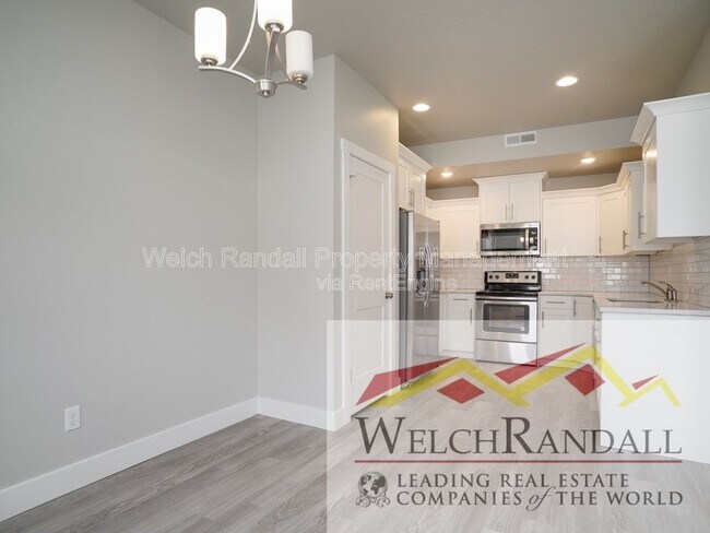 Building Photo - 2260 W 2625 S