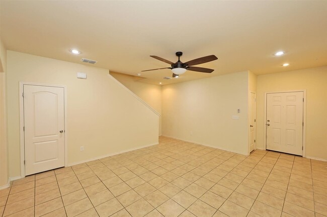 Building Photo - 5610 Montevista Dr