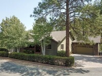 Building Photo - 820 Bryce Canyon Cir