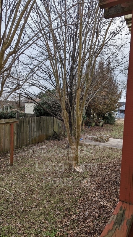 Building Photo - 106 Sumac Ln