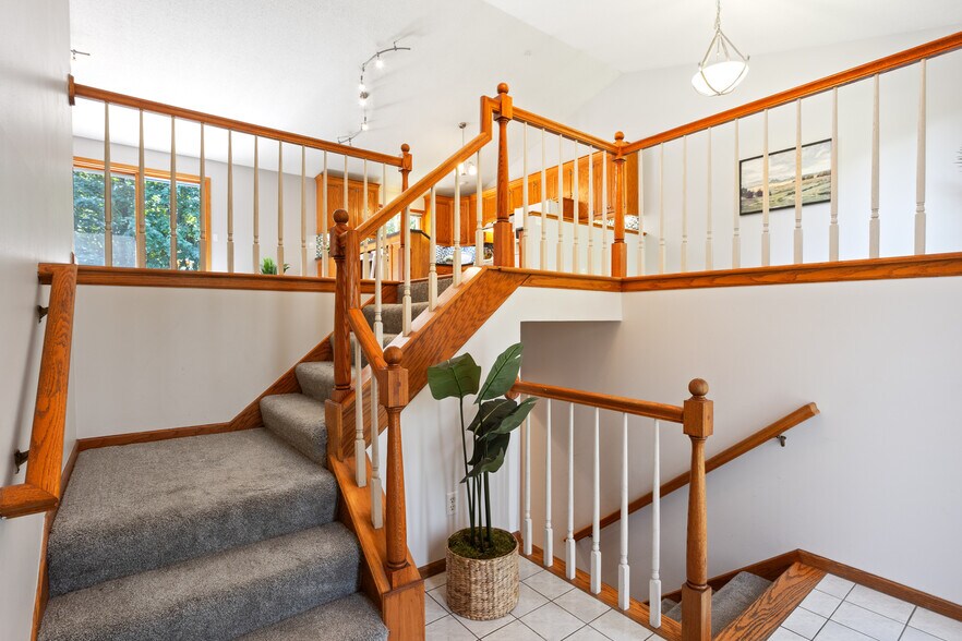 Building Photo - 18525 County Road 24