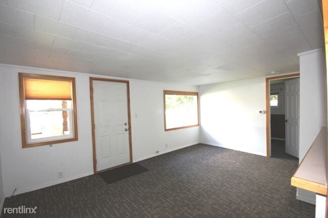 Building Photo - 2 br, 1 bath House - 265 West 6th ST