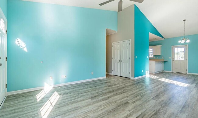 Building Photo - "Charming 3-Bedroom Rental in the highly amentized Mallory Creek Community"