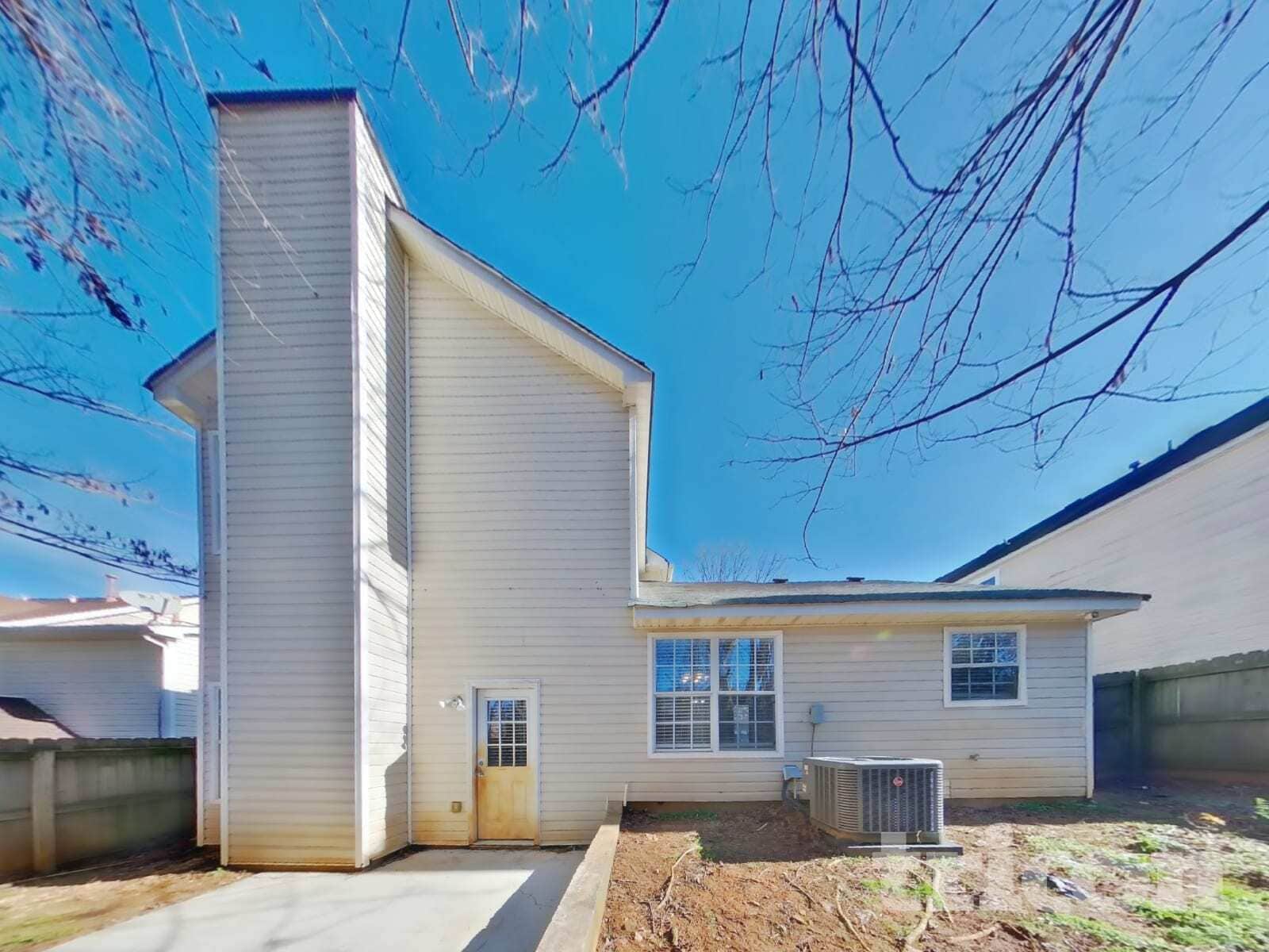 Building Photo - 6030 Crooked Creek Dr.