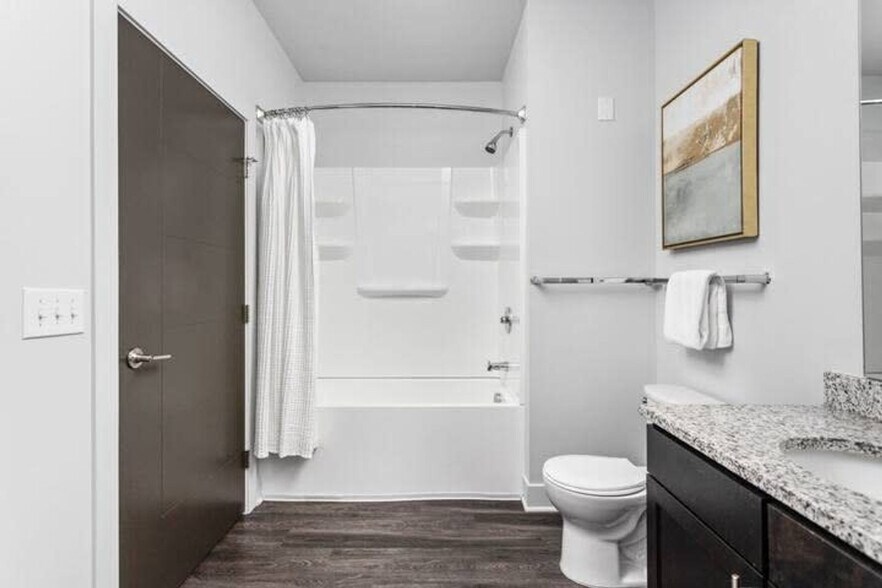 Building Photo - 8506 Westfield Blvd