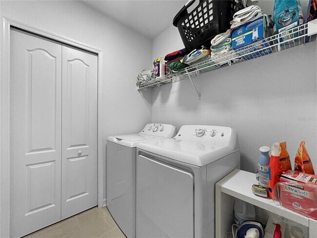 Building Photo - 5336 Patano Lp