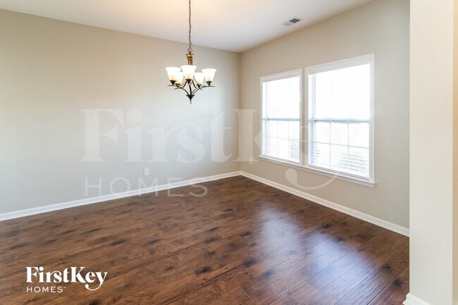 Building Photo - 423 Mountain Laurel Cir