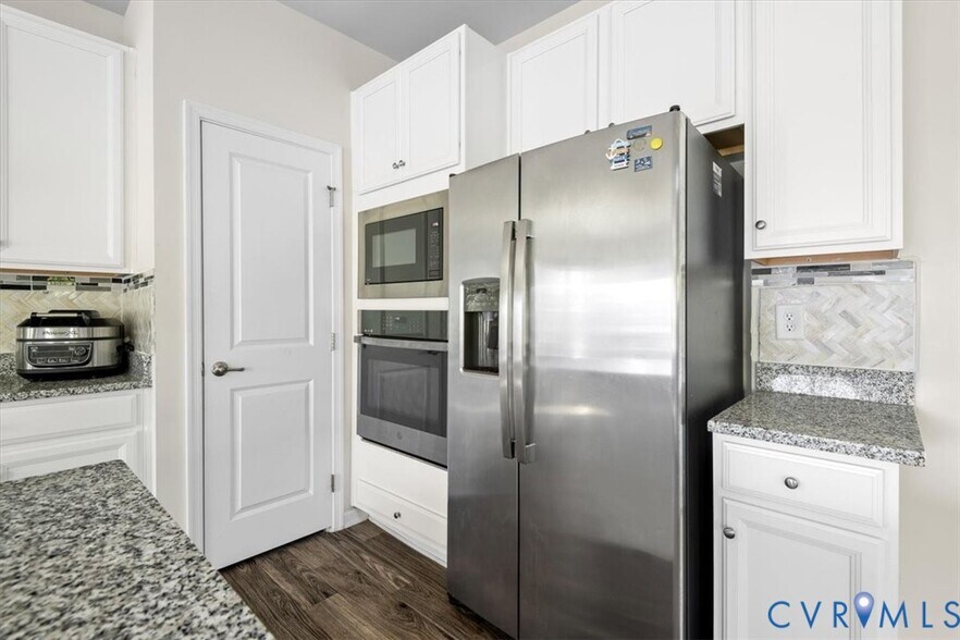 Building Photo - 13507 Enon Oaks Pl