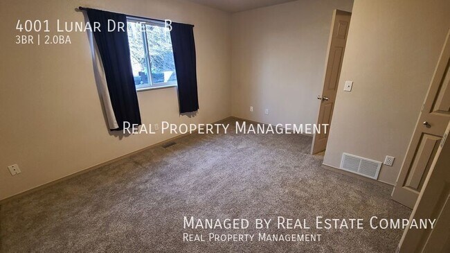 Building Photo - 4001 Lunar Dr