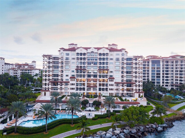 Building Photo - 7141 Fisher Island Dr