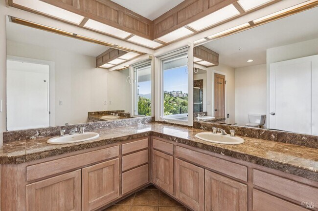 Building Photo - 95 Spring Ln