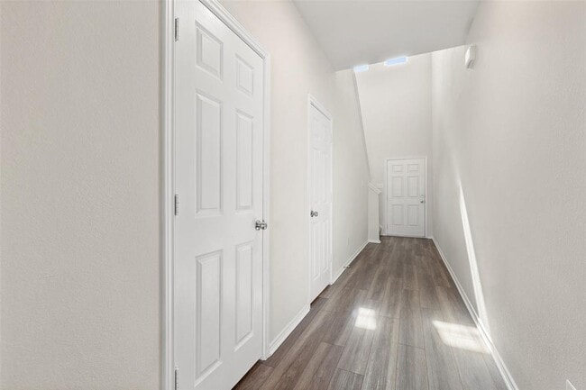 Building Photo - 201 Katie Elder Dr