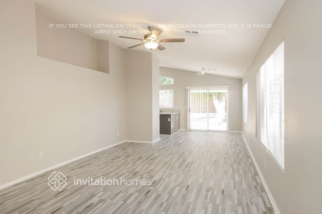 Building Photo - 5016 W Tonto Rd