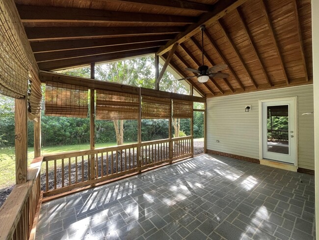 Building Photo - 206 Dusty Dr