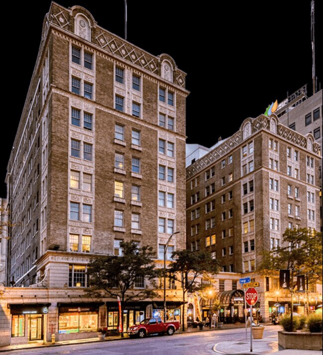 Building Photo - 109 New York 96-SI FL10-ID1612426P