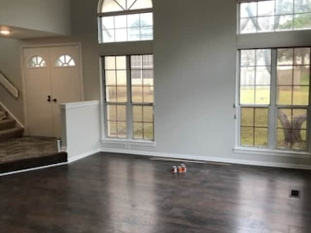 Building Photo - 612 Newbury Ln