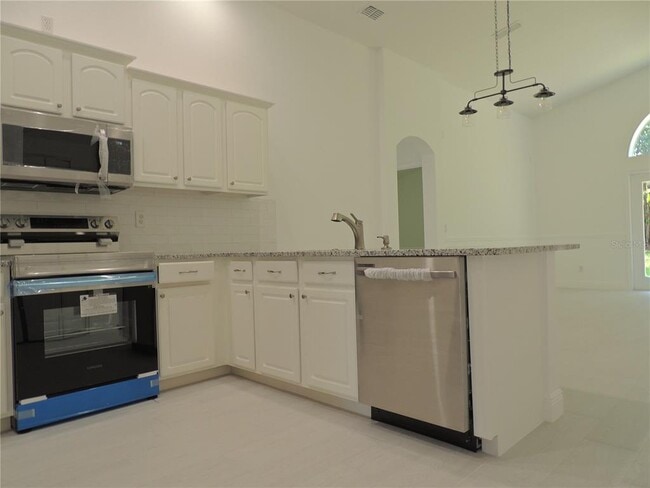 Building Photo - 10006 Brodbeck Blvd