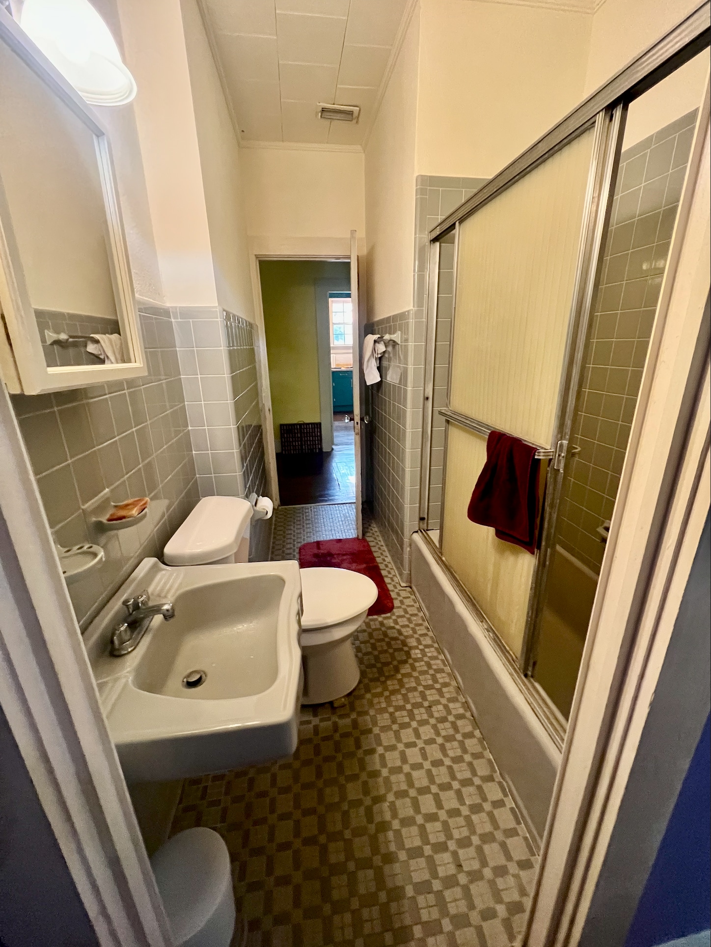 Second Bathroom - 211 W Mallory St