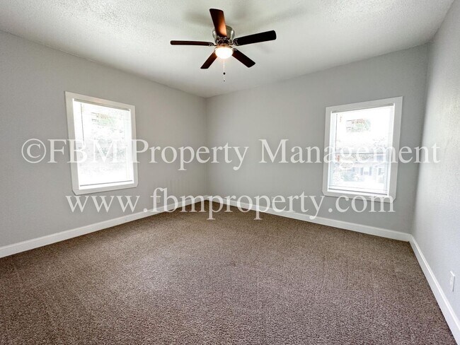 Building Photo - 518 N 26th St