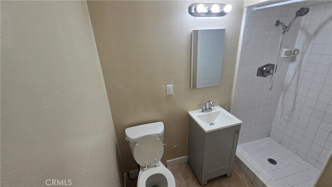 Building Photo - 4505 Canoga St