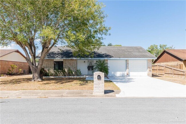 Primary Photo - 507 Edmonton Ct