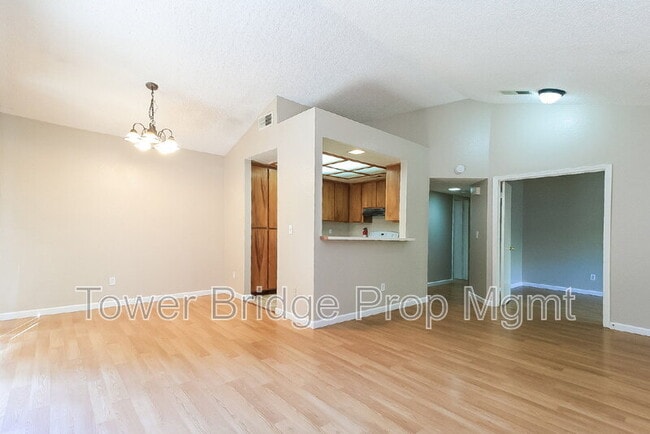 Building Photo - 2277 Sandcastle Way