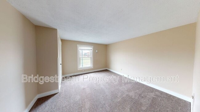Building Photo - 2620 Wayne Ave