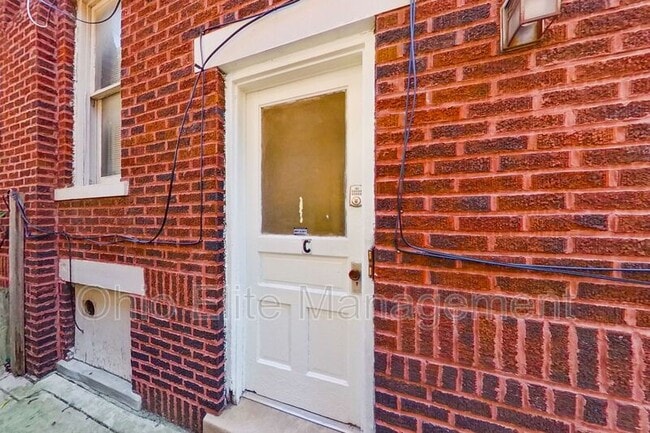 Building Photo - 331 Chittenden Ave