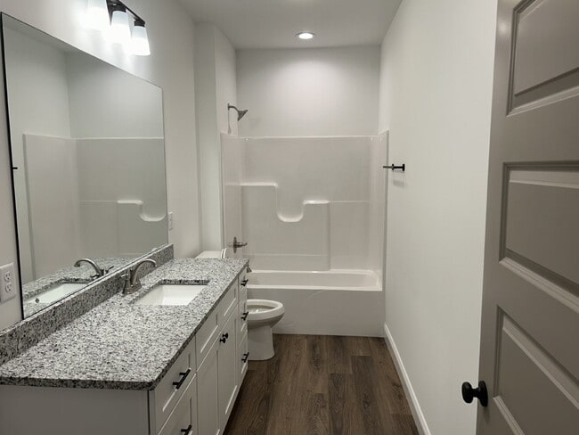 Building Photo - 1 BD 1BA APARTMENT FOR RENT IN CYPRESS RIDGE