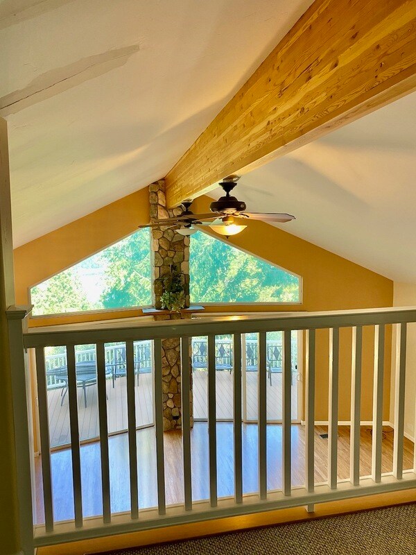 Building Photo - 13055 Summit Ridge Dr