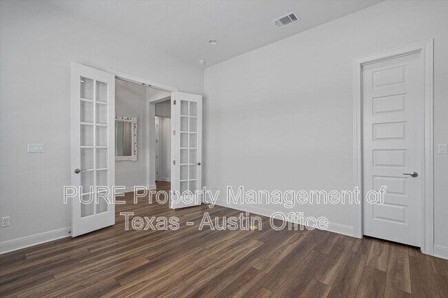 Building Photo - 1138 Woodpark Ln