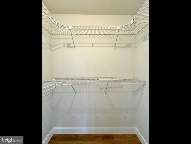 Building Photo - 906 Pritchet Ct