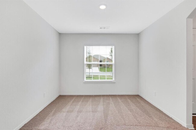 Building Photo - 112 Allington Cir