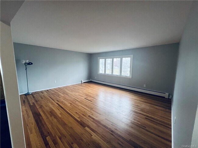 Building Photo - 128 Bradford St