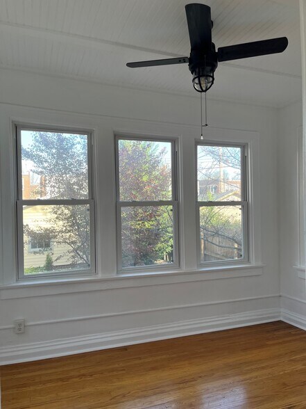Sun Porch - 4529 Flora Ave